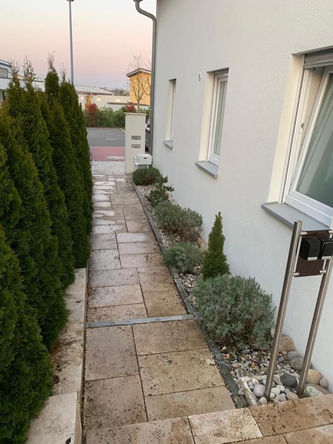Neues Zimmerapartment Mit Bad Neckarwestheim 외부 사진