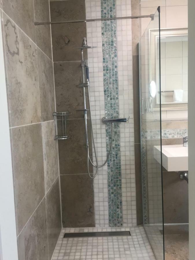 Neues Zimmerapartment Mit Bad Neckarwestheim 외부 사진