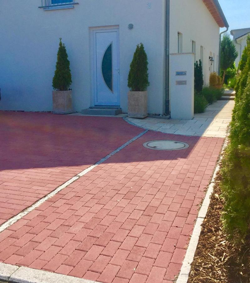 Neues Zimmerapartment Mit Bad Neckarwestheim 외부 사진
