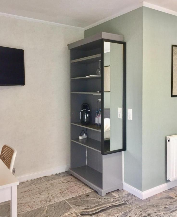 Neues Zimmerapartment Mit Bad Neckarwestheim 외부 사진